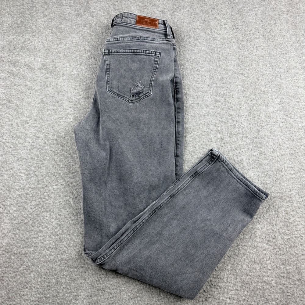 Hollister Women's 26x29 Ultra‎ High-Rise Vintage Straight Distressed Gray Jeans